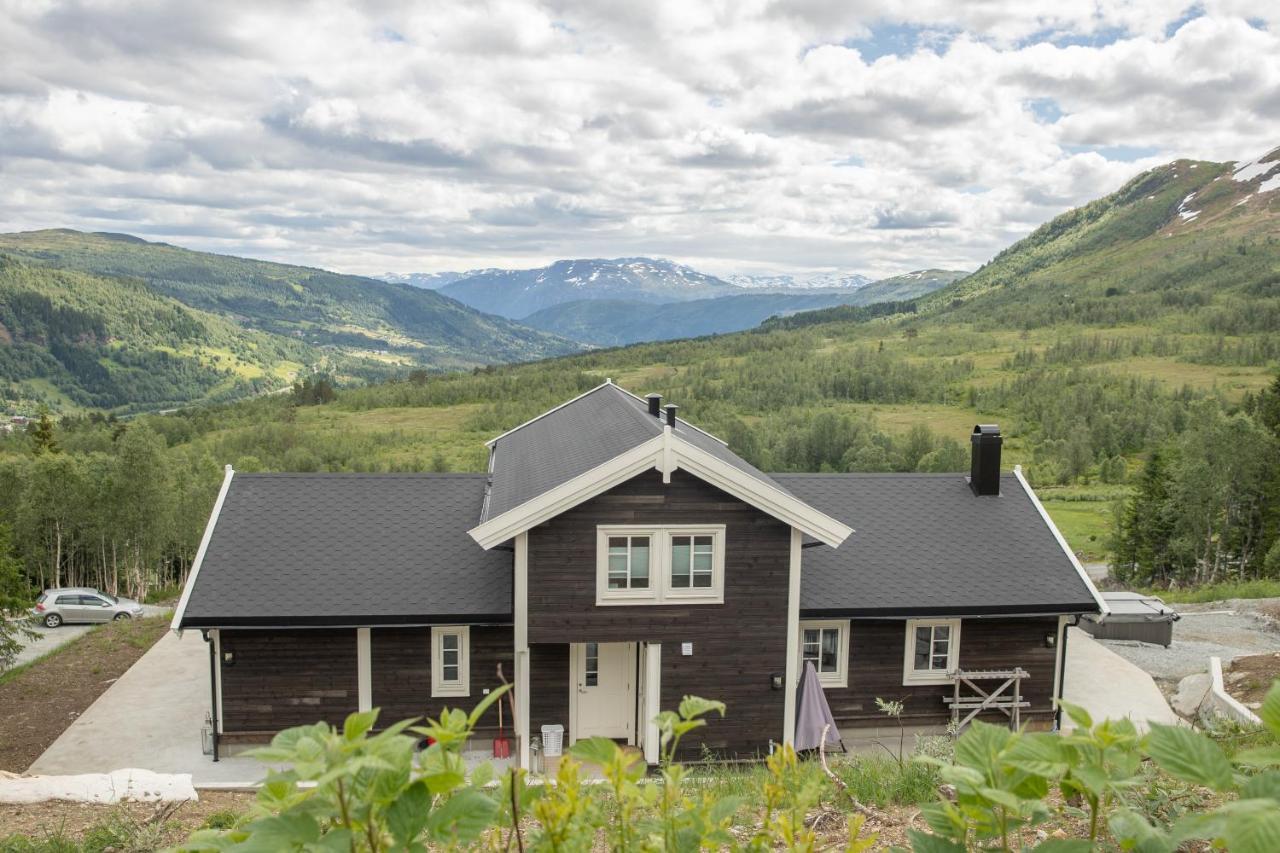 Willa Rolfhytta - Fosskamben 19 Sogndal Zewnętrze zdjęcie