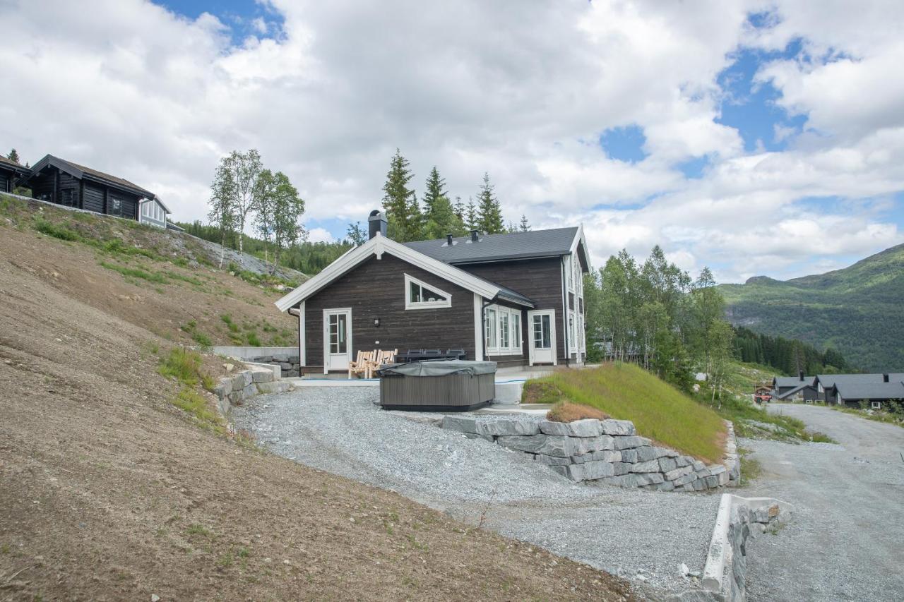 Willa Rolfhytta - Fosskamben 19 Sogndal Zewnętrze zdjęcie