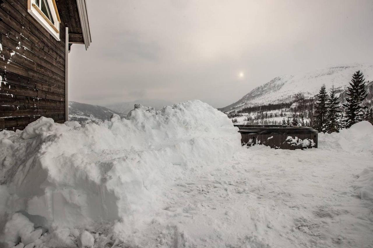 Willa Rolfhytta - Fosskamben 19 Sogndal Zewnętrze zdjęcie