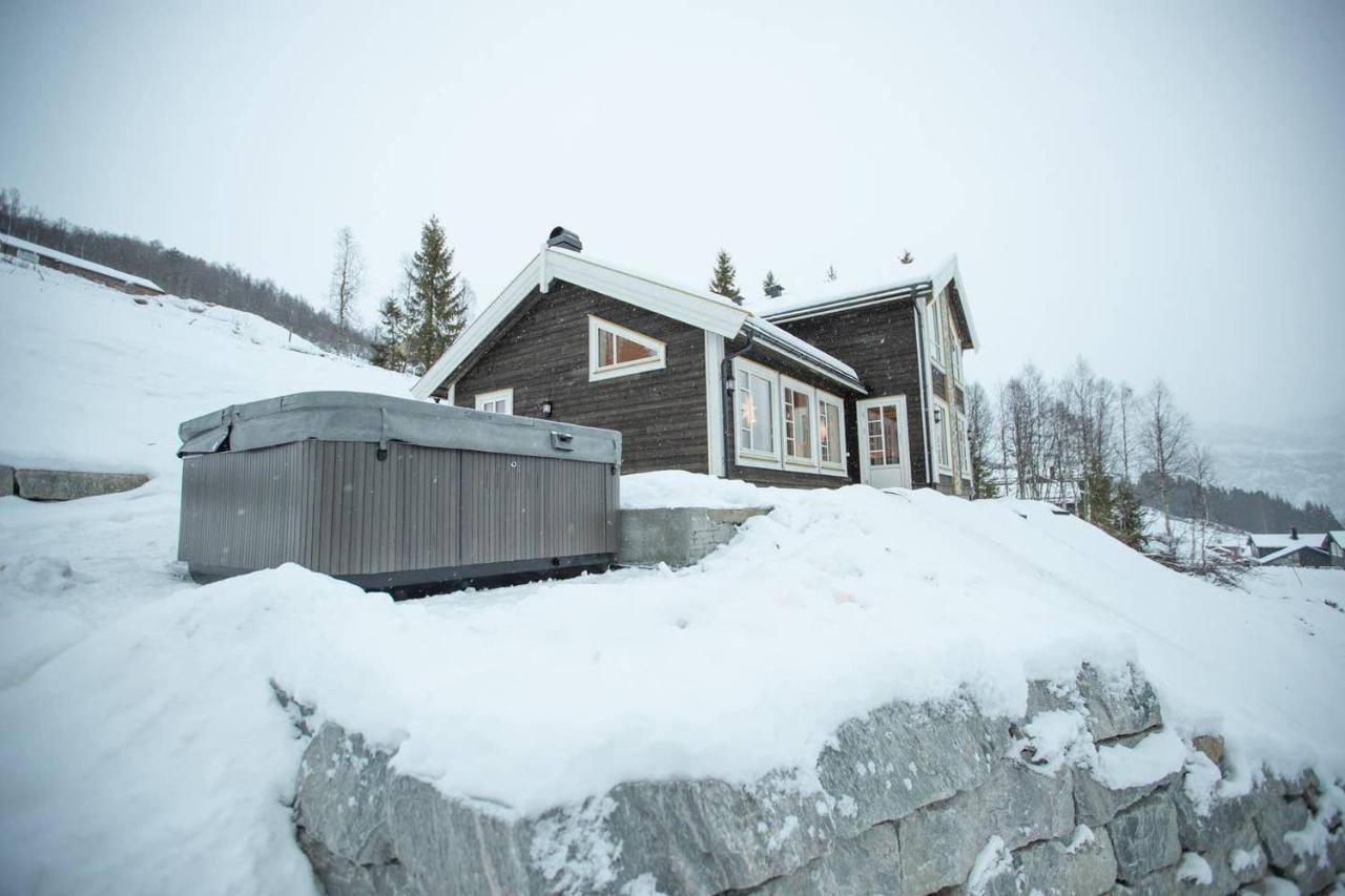 Willa Rolfhytta - Fosskamben 19 Sogndal Zewnętrze zdjęcie